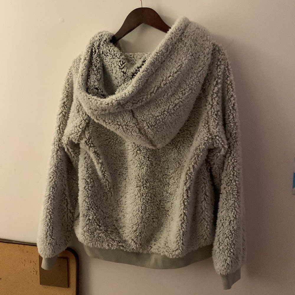 Sherpa Hoodie - image 2